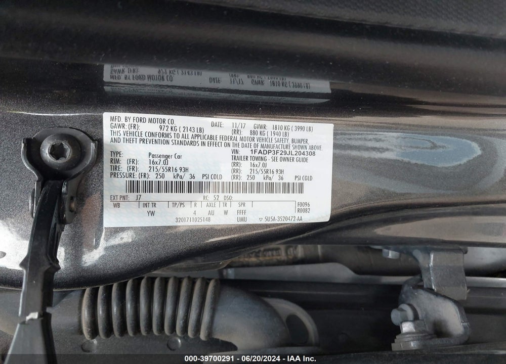 2018 FORD FOCUS SE VIN: 1FADP3F29JL204308