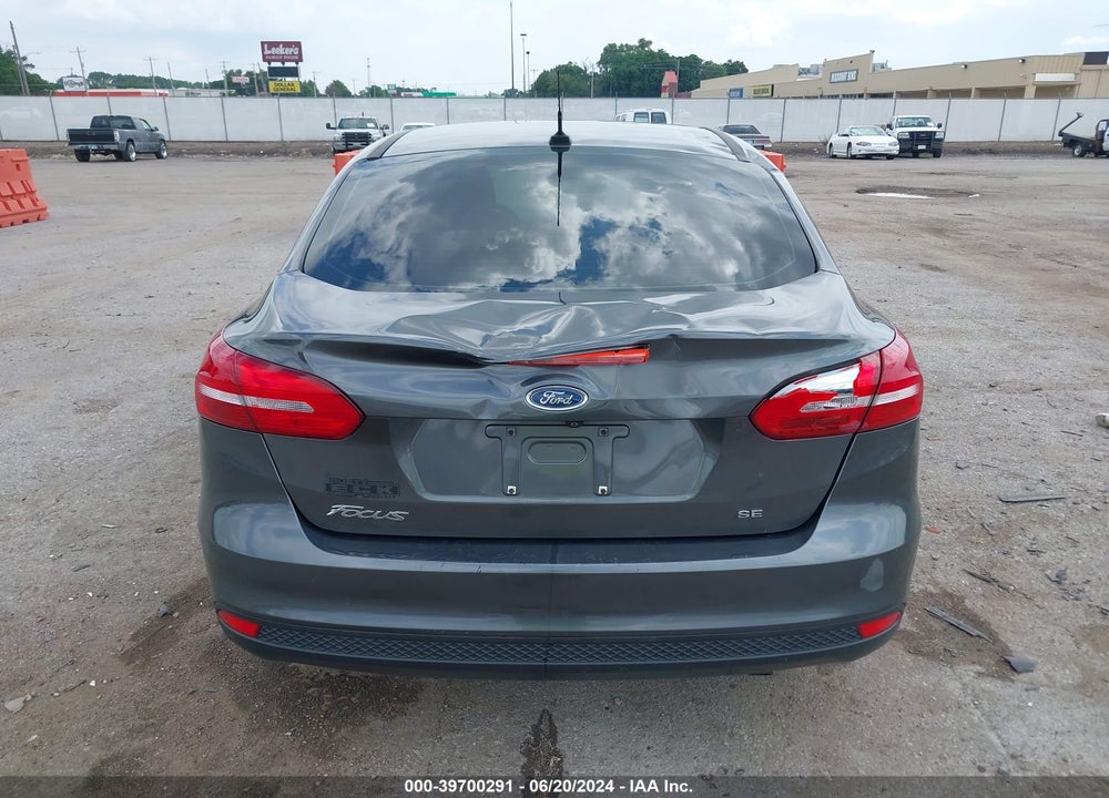 2018 FORD FOCUS SE VIN: 1FADP3F29JL204308