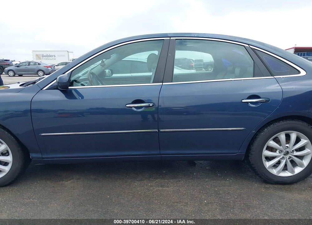 2007 HYUNDAI AZERA LIMITED/SE VIN: KMHFC46F87A212682
