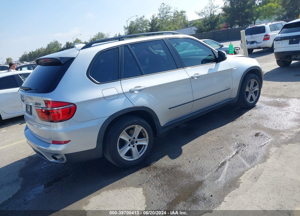 2013 BMW X5 XDRIVE35I/XDRIVE35I PREMIUM/XDRIVE35I SPORT ACTIVITY VIN: 5UXZV4C5XD0B07443