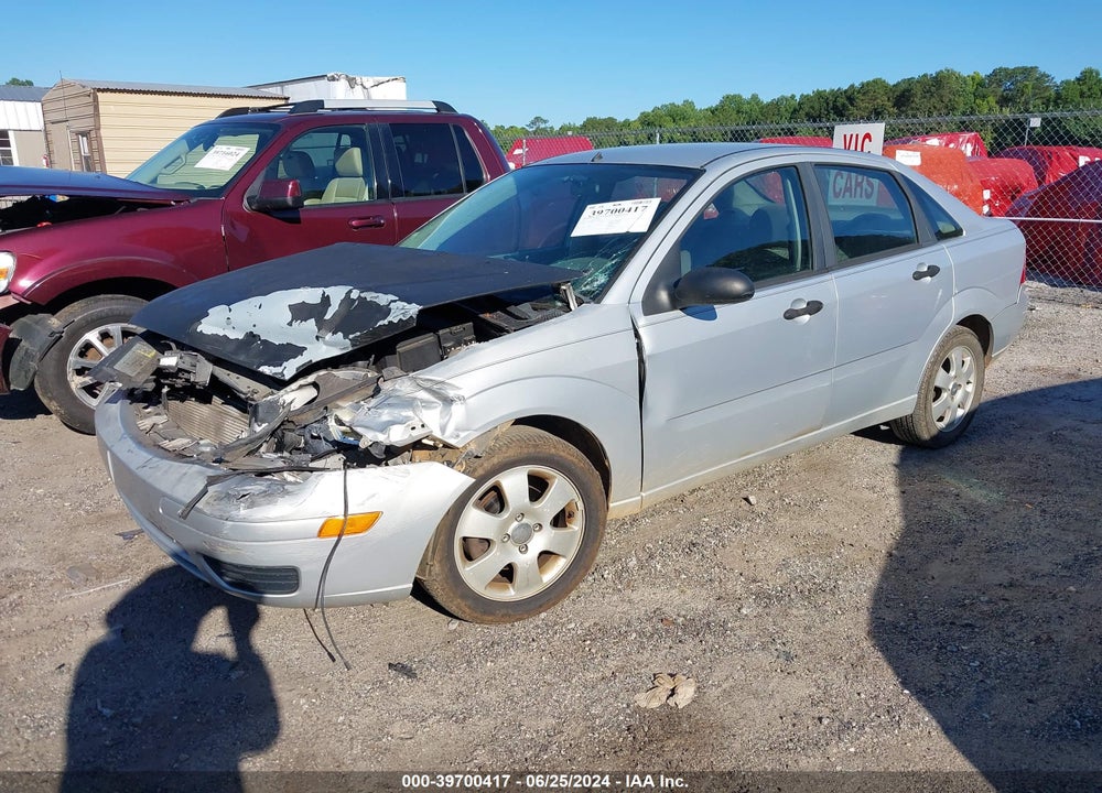 2005 FORD FOCUS ZX4 VIN: 1FAFP34N85W113881