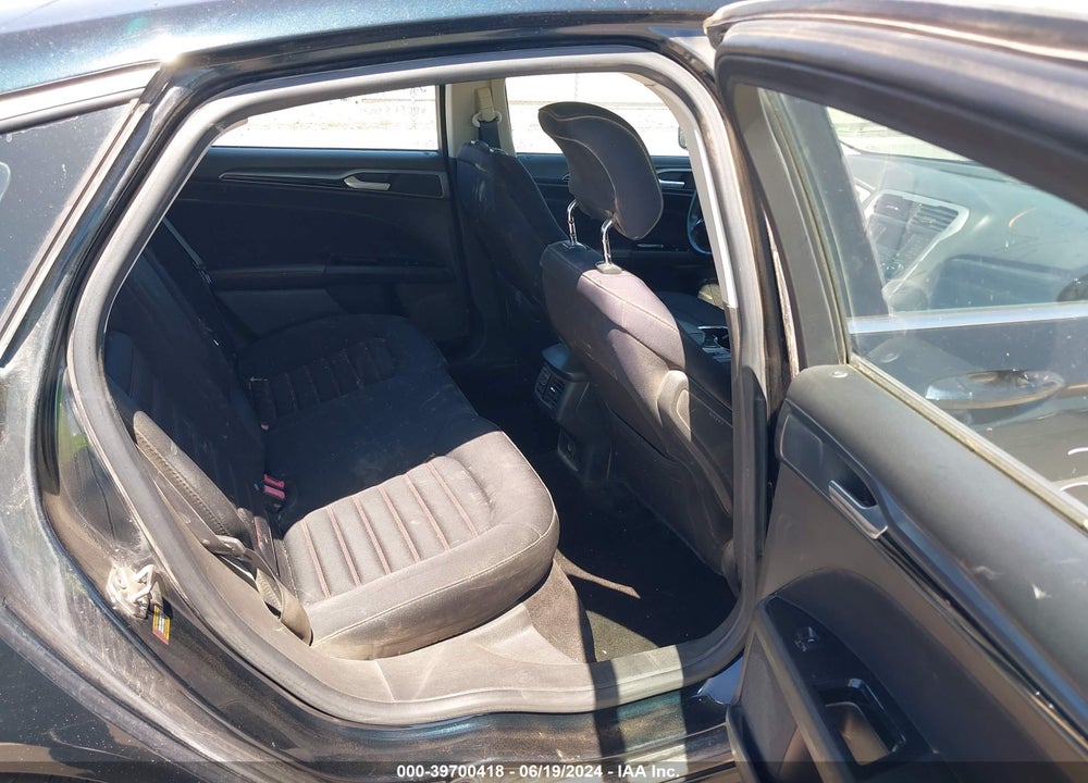 2014 FORD FUSION SE VIN: 3FA6P0HR1ER276001