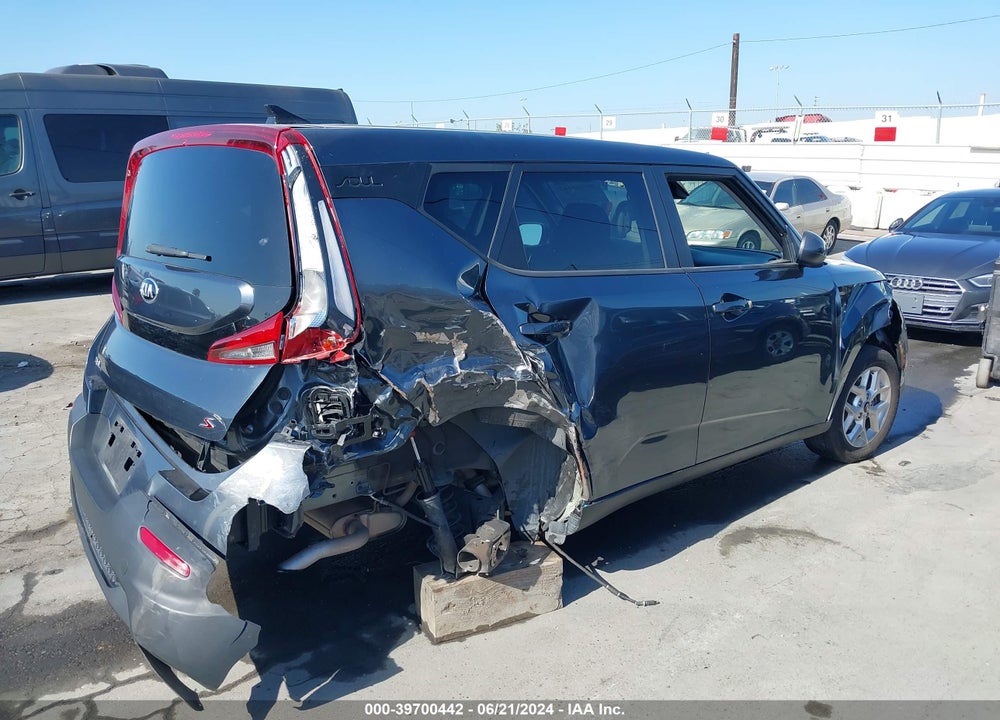2020 KIA SOUL !/+/S VIN: KNDJ23AU7L7112971