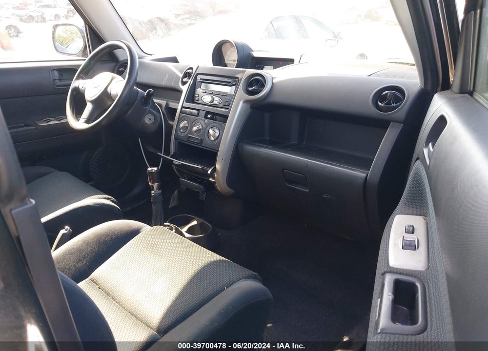 2006 SCION XB VIN: JTLKT334264096011
