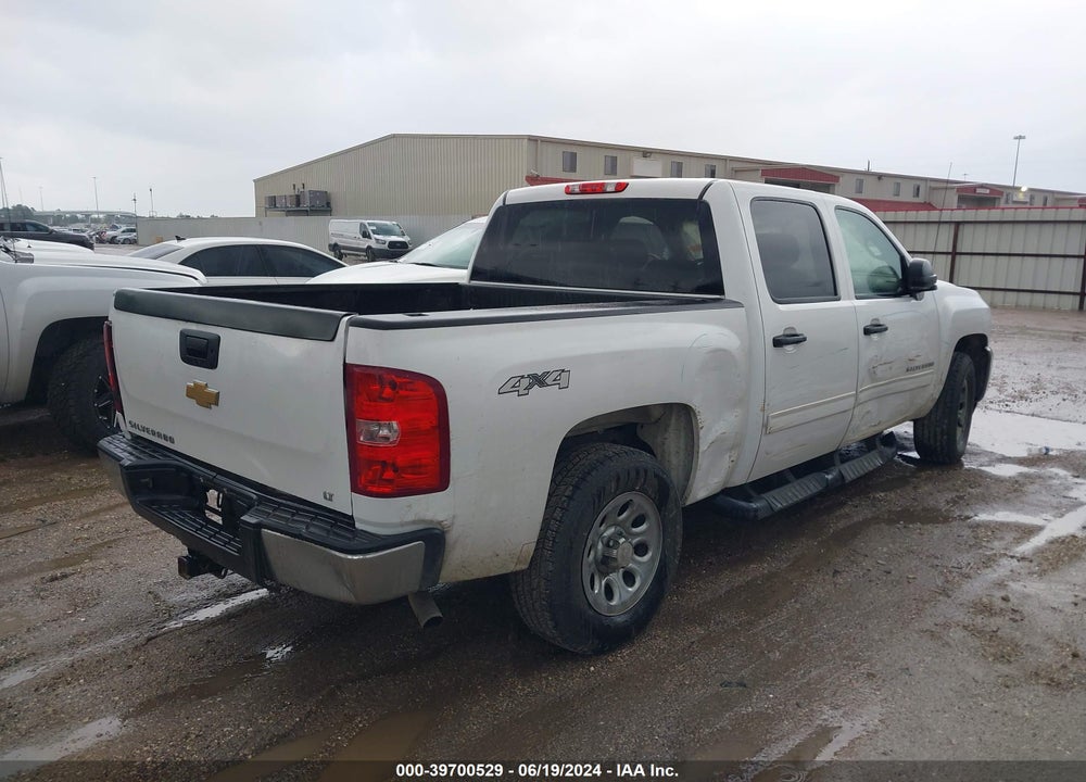 2013 CHEVROLET SILVERADO 1500 LT VIN: 3GCPKSEA6DG335948