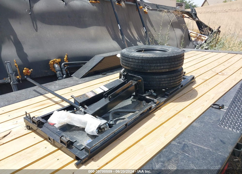 2024 LOAD TRAIL TRAILER VIN: 4ZETD2220R1320286