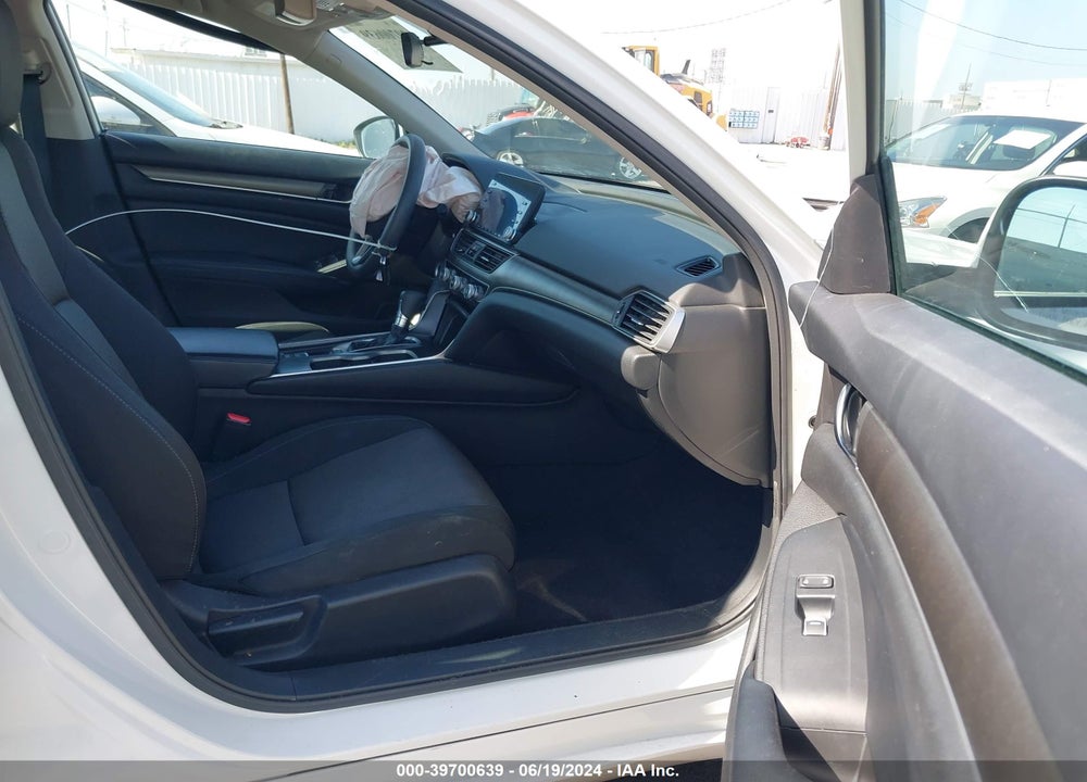 2018 HONDA ACCORD LX VIN: 1HGCV1F1XJA067531