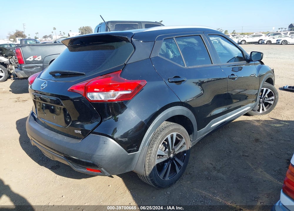 2019 NISSAN KICKS SR VIN: 3N1CP5CUXKL511311