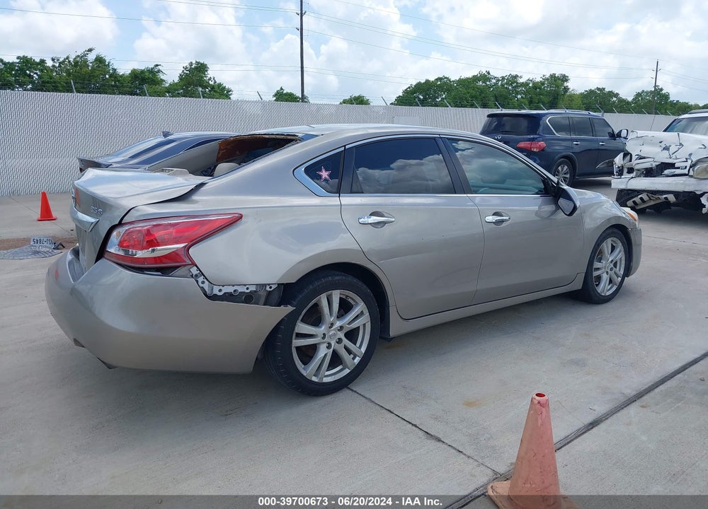 2013 NISSAN ALTIMA 3.5 S VIN: 1N4BL3AP1DC913180