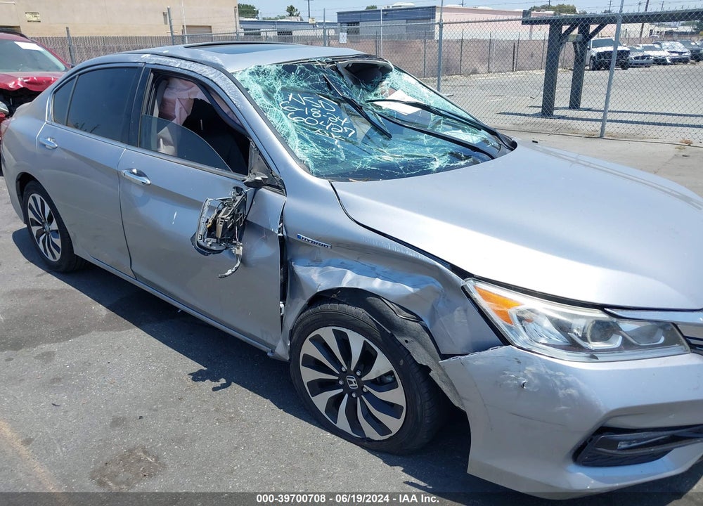 2017 HONDA ACCORD HYBRID EX-L VIN: JHMCR6F52HC024964