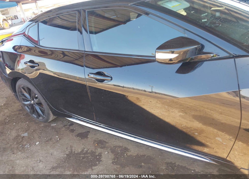 2017 NISSAN MAXIMA 3.5 SR VIN: 1N4AA6AP6HC431183