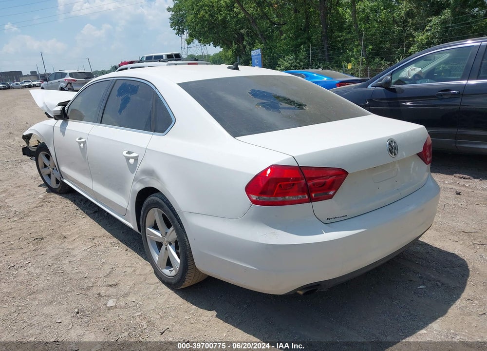2013 VOLKSWAGEN PASSAT 2.5L SE VIN: 1VWBP7A36DC145356