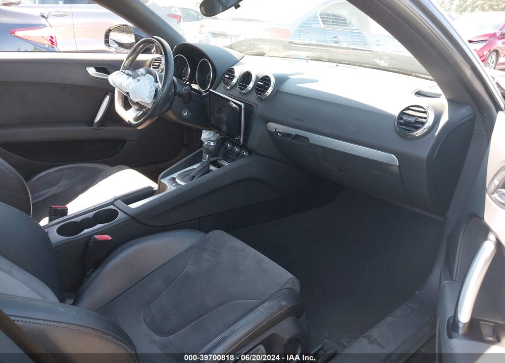 2009 AUDI TT 2.0T VIN: TRUAF38J891011844