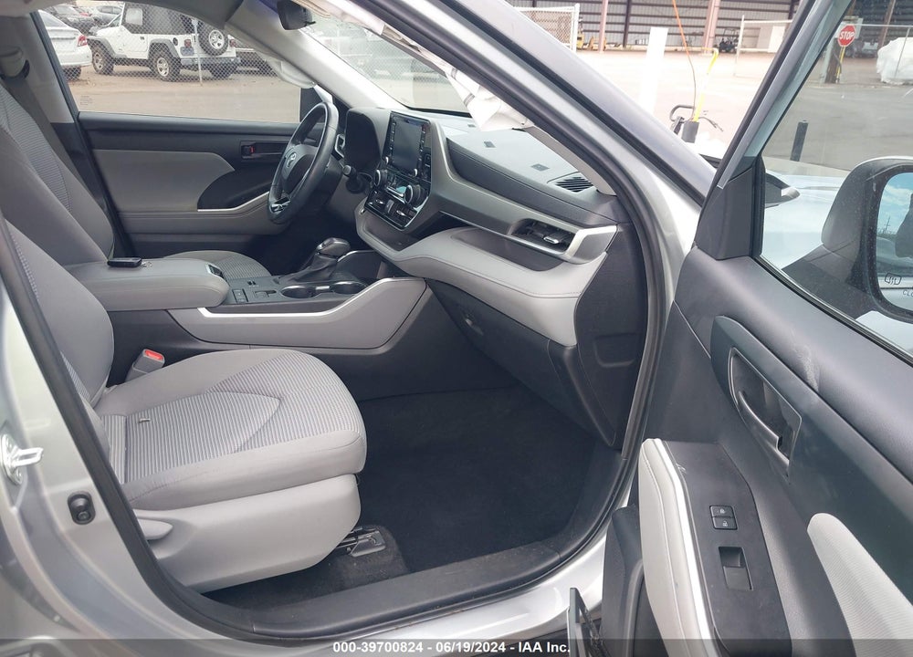 2021 TOYOTA HIGHLANDER LE VIN: 5TDZZRAH0MS515105