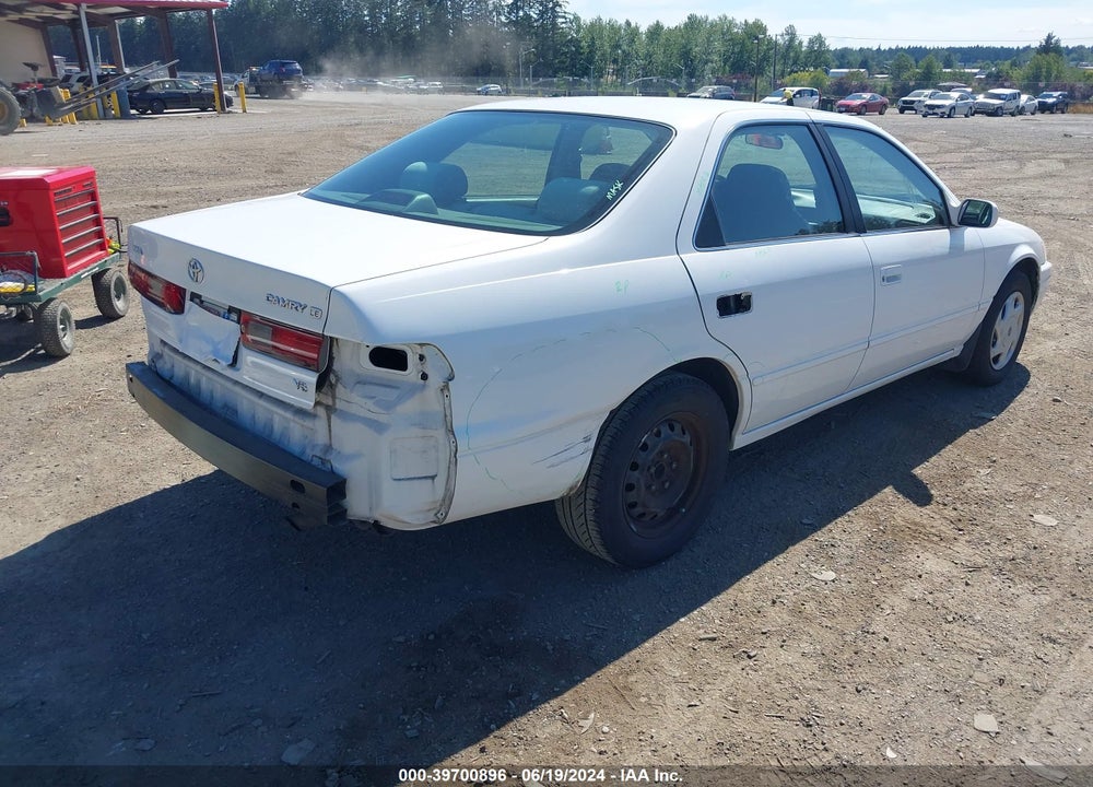 1998 TOYOTA CAMRY LE V6 VIN: JT2BF28K2W0110851