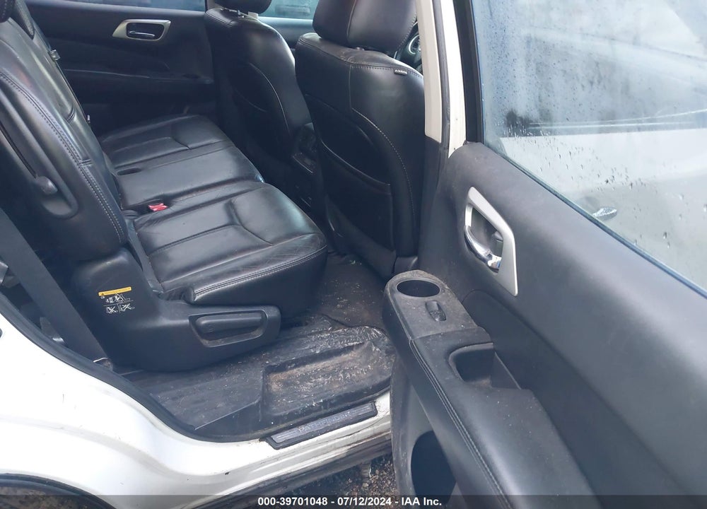 2014 NISSAN PATHFINDER SL VIN: 5N1AR2MN0EC643557