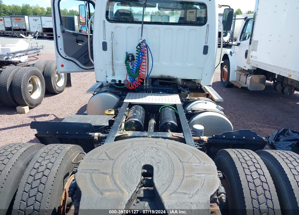 2017 FREIGHTLINER M2 112 VIN: 3AKJC5DV2HDJE2095
