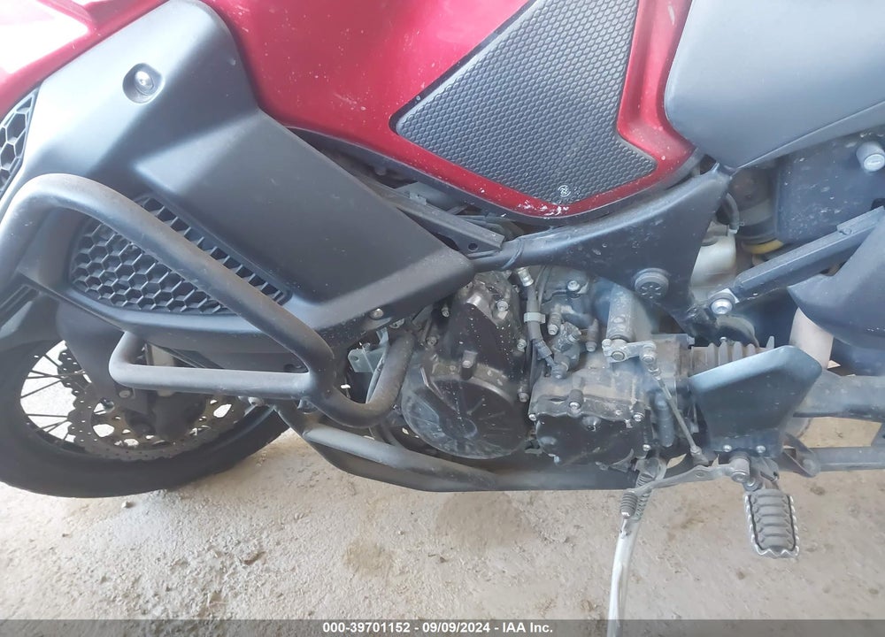 2015 YAMAHA XT1200ZE VIN: JYADP05E8FA000313