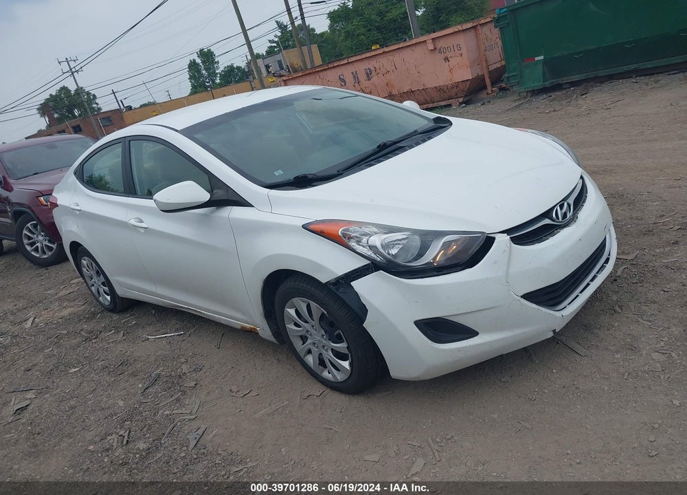 2011 HYUNDAI ELANTRA VIN: 5NPDH4AE7BH050234