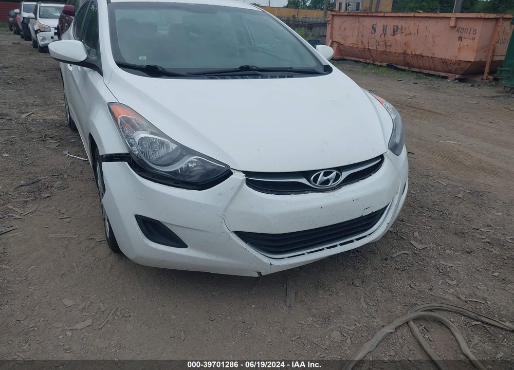 2011 HYUNDAI ELANTRA VIN: 5NPDH4AE7BH050234