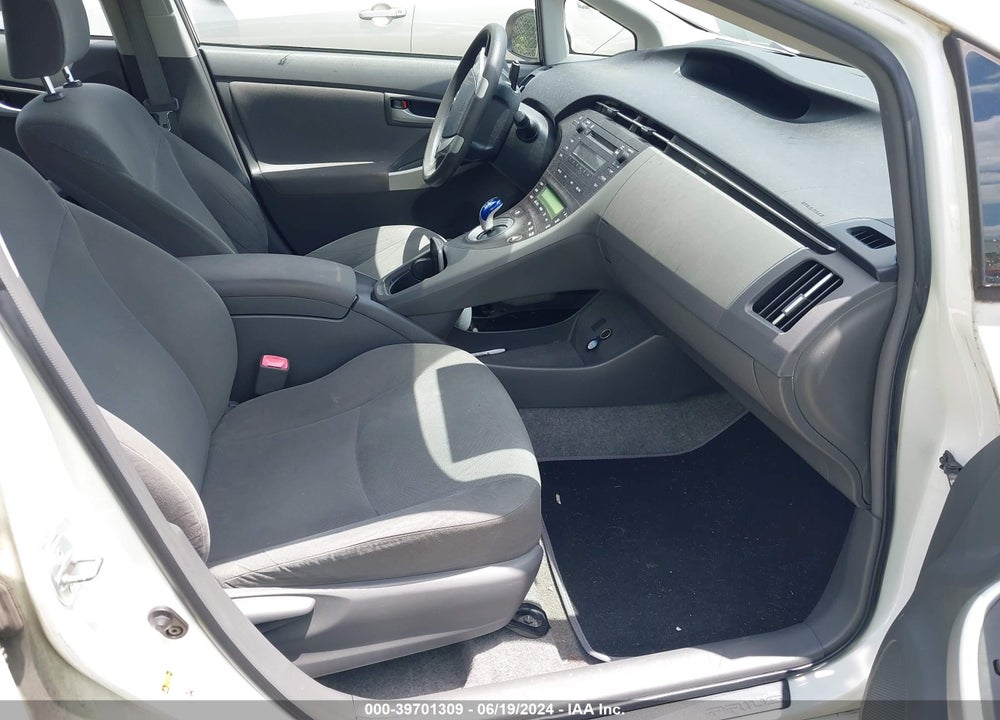 2011 TOYOTA PRIUS TWO VIN: JTDKN3DU5B0297987
