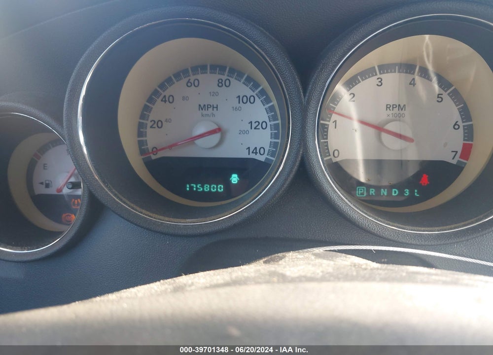 2010 DODGE CHARGER SXT VIN: 2B3CA3CV9AH264089