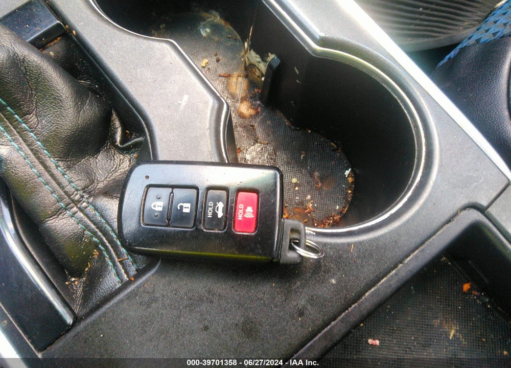 2016 TOYOTA CAMRY SE VIN: 4T1BF1FK1GU157010