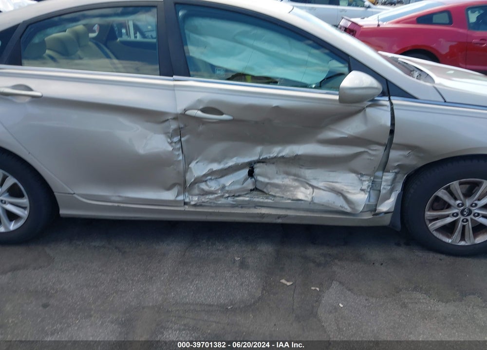 2011 HYUNDAI SONATA GLS VIN: 5NPEB4AC3BH122437