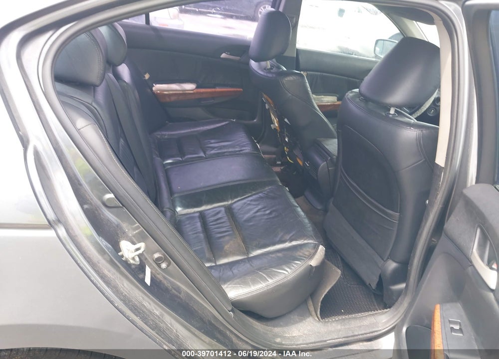 2012 HONDA ACCORD 2.4 EX-L VIN: 1HGCP2F83CA131702