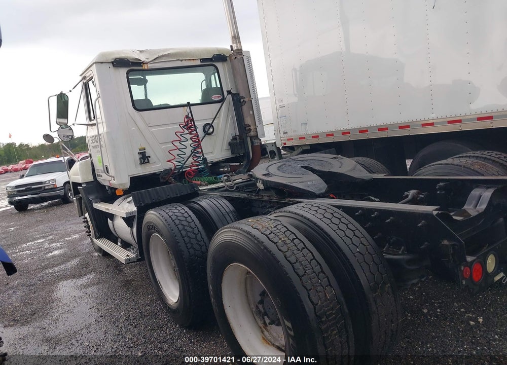 2003 MACK CH613 CH600 VIN: 1M1AA12Y43W149345