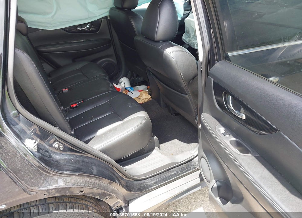2019 NISSAN ROGUE SL VIN: 5N1AT2MT5KC773751