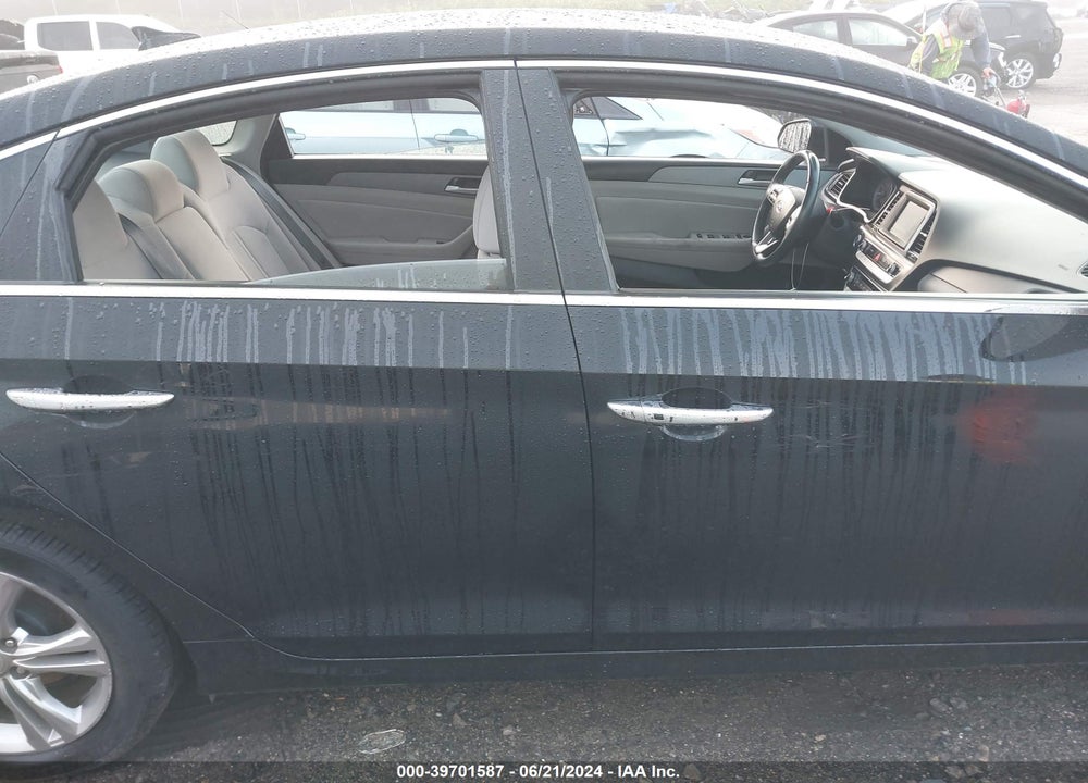2018 HYUNDAI SONATA SEL VIN: 5NPE34AF2JH612406