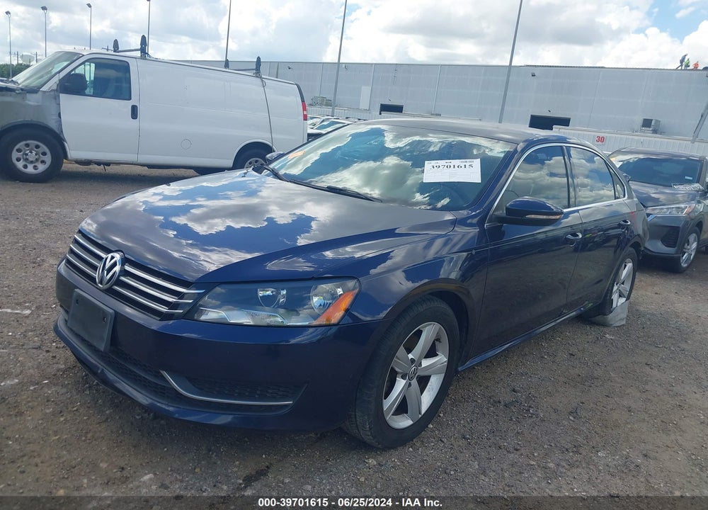 2012 VOLKSWAGEN PASSAT 2.5L SE VIN: 1VWBH7A32CC047677