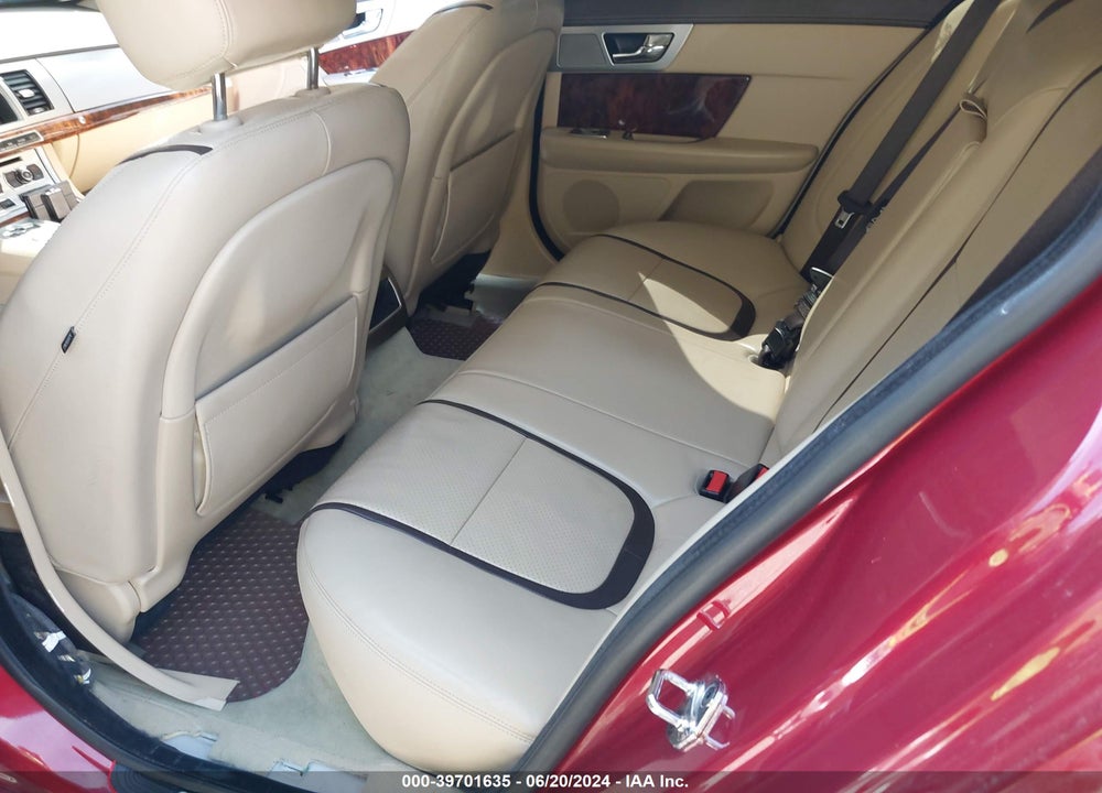 2013 JAGUAR XF V6 SC VIN: SAJWJ0EF9D8S76691