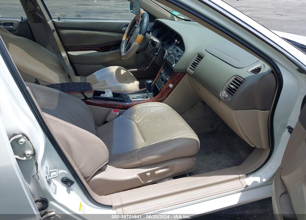 2001 ACURA TL 3.2 VIN: 19UUA56611A019662