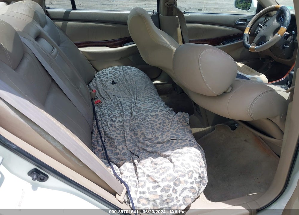 2001 ACURA TL 3.2 VIN: 19UUA56611A019662