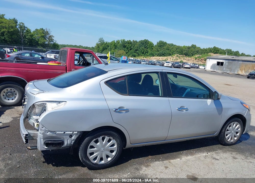 2017 NISSAN VERSA 1.6 SV VIN: 3N1CN7AP8HK453373
