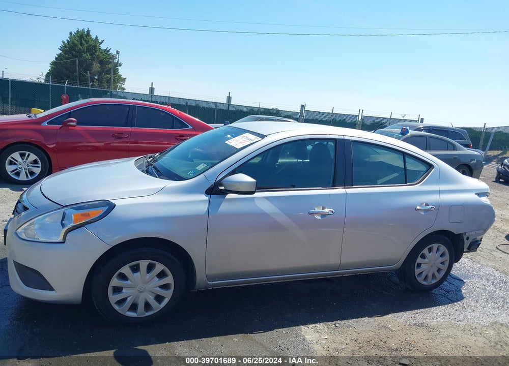 2017 NISSAN VERSA 1.6 SV VIN: 3N1CN7AP8HK453373