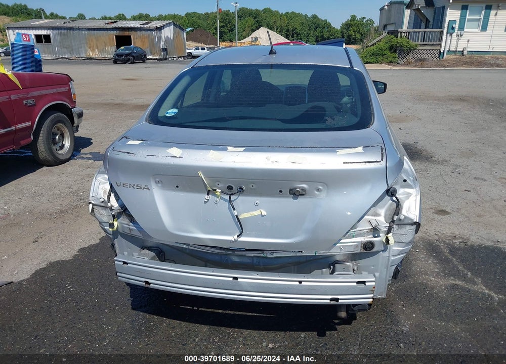2017 NISSAN VERSA 1.6 SV VIN: 3N1CN7AP8HK453373
