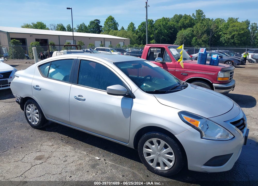 2017 NISSAN VERSA 1.6 SV VIN: 3N1CN7AP8HK453373
