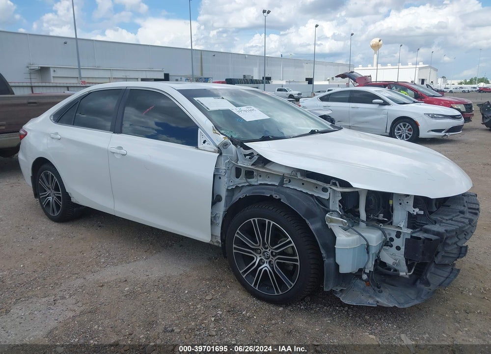 2016 TOYOTA CAMRY SE VIN: 4T1BF1FK3GU183804