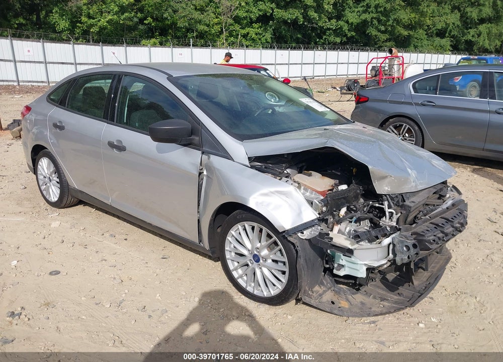 2018 FORD FOCUS S VIN: 1FADP3E25JL255189