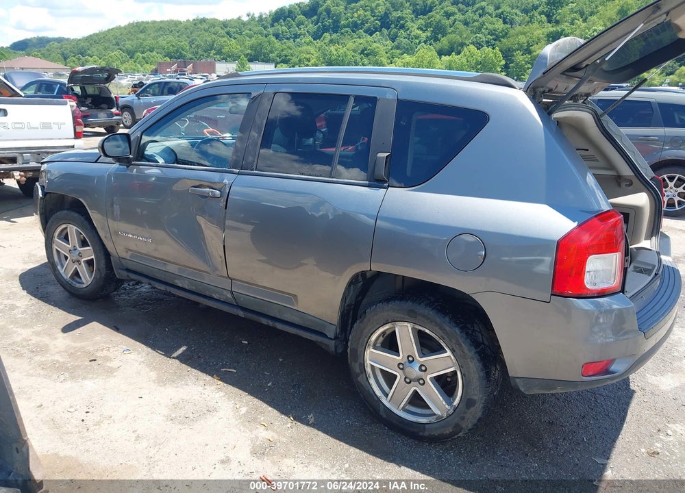 2011 JEEP COMPASS VIN: 1J4NF1FB0BD222871