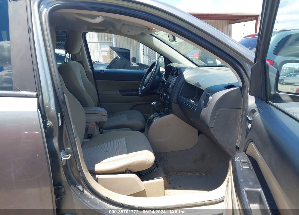 2011 JEEP COMPASS VIN: 1J4NF1FB0BD222871