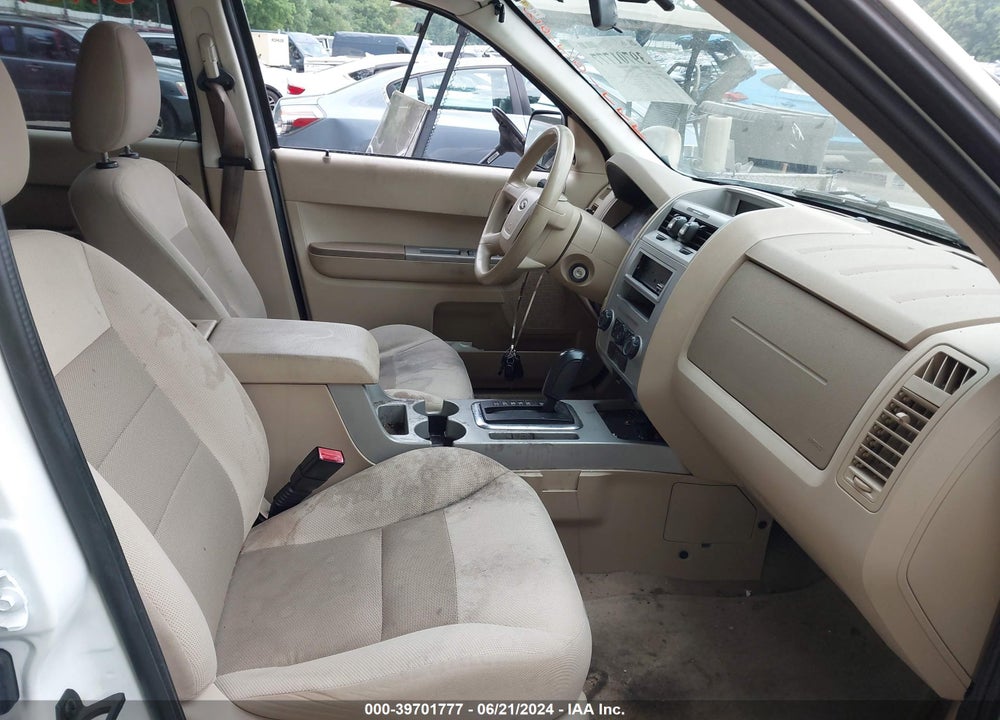 2008 FORD ESCAPE XLT VIN: 1FMCU93108KC61098