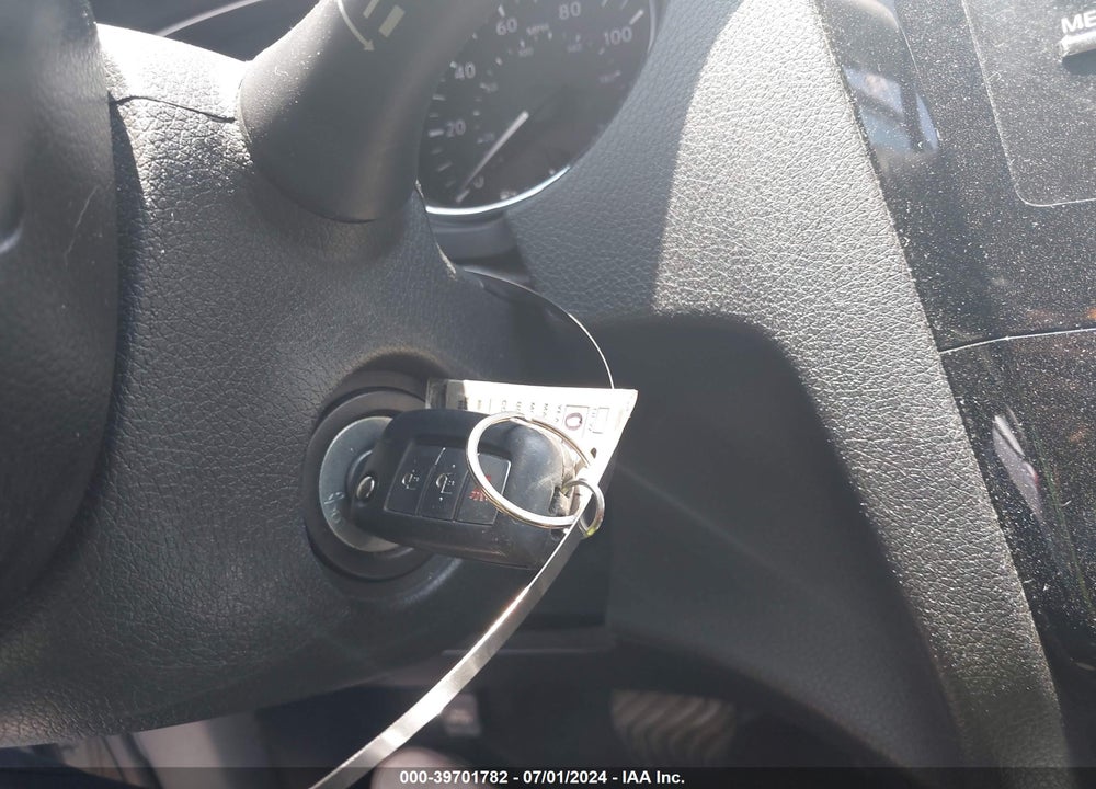 2016 NISSAN ROGUE S VIN: 5N1AT2MT0GC842322