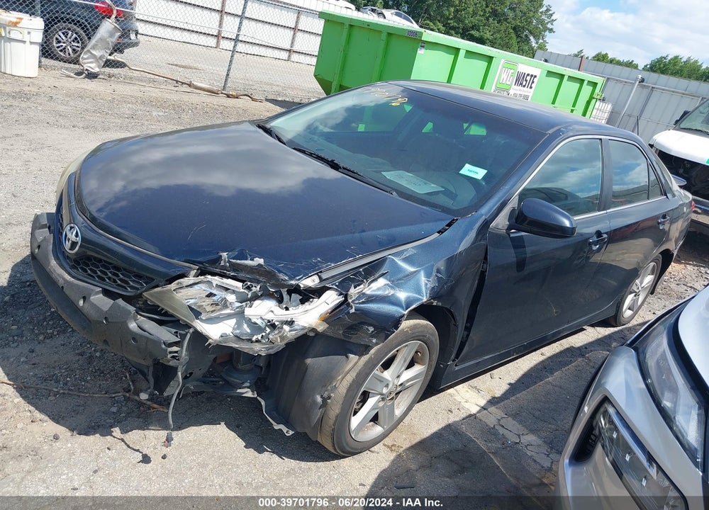 2014 TOYOTA CAMRY SE VIN: 4T1BF1FK2EU312029