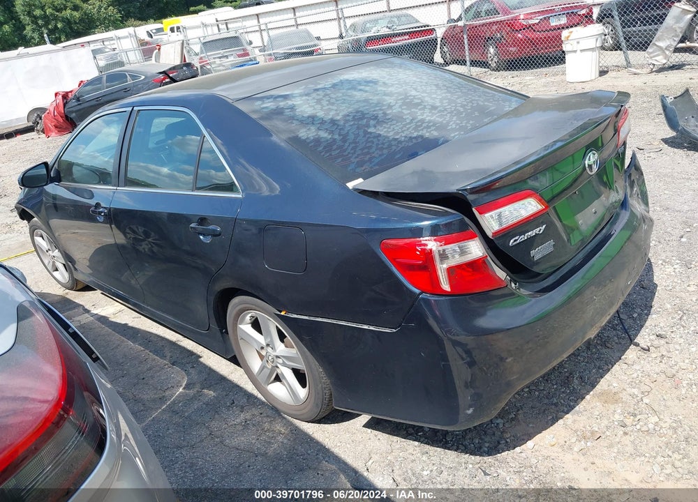 2014 TOYOTA CAMRY SE VIN: 4T1BF1FK2EU312029