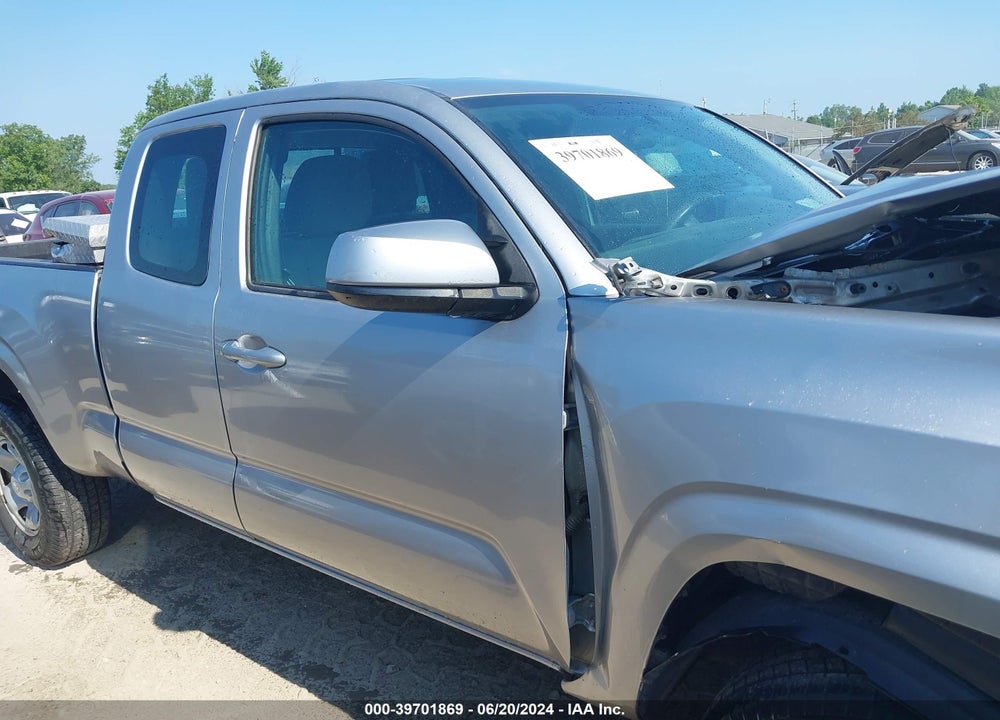 2017 TOYOTA TACOMA SR VIN: 5TFRX5GN1HX074161