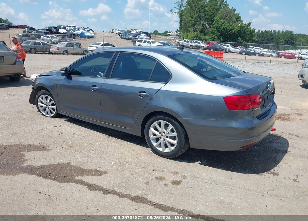 2011 VOLKSWAGEN JETTA 2.5L SE VIN: 3VWDZ7AJ5BM026873